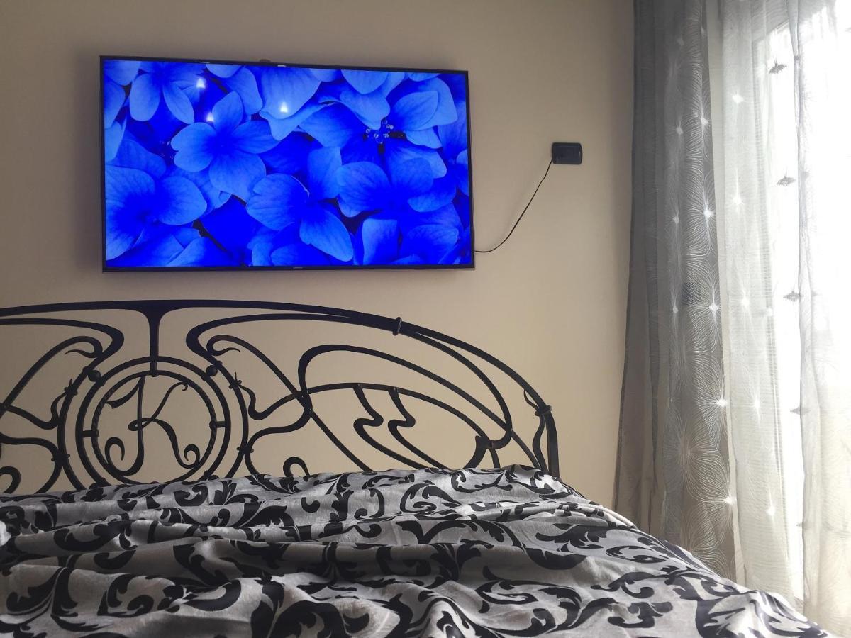 Royal King And Queen Apartment For Luxury Life ساراندا المظهر الخارجي الصورة